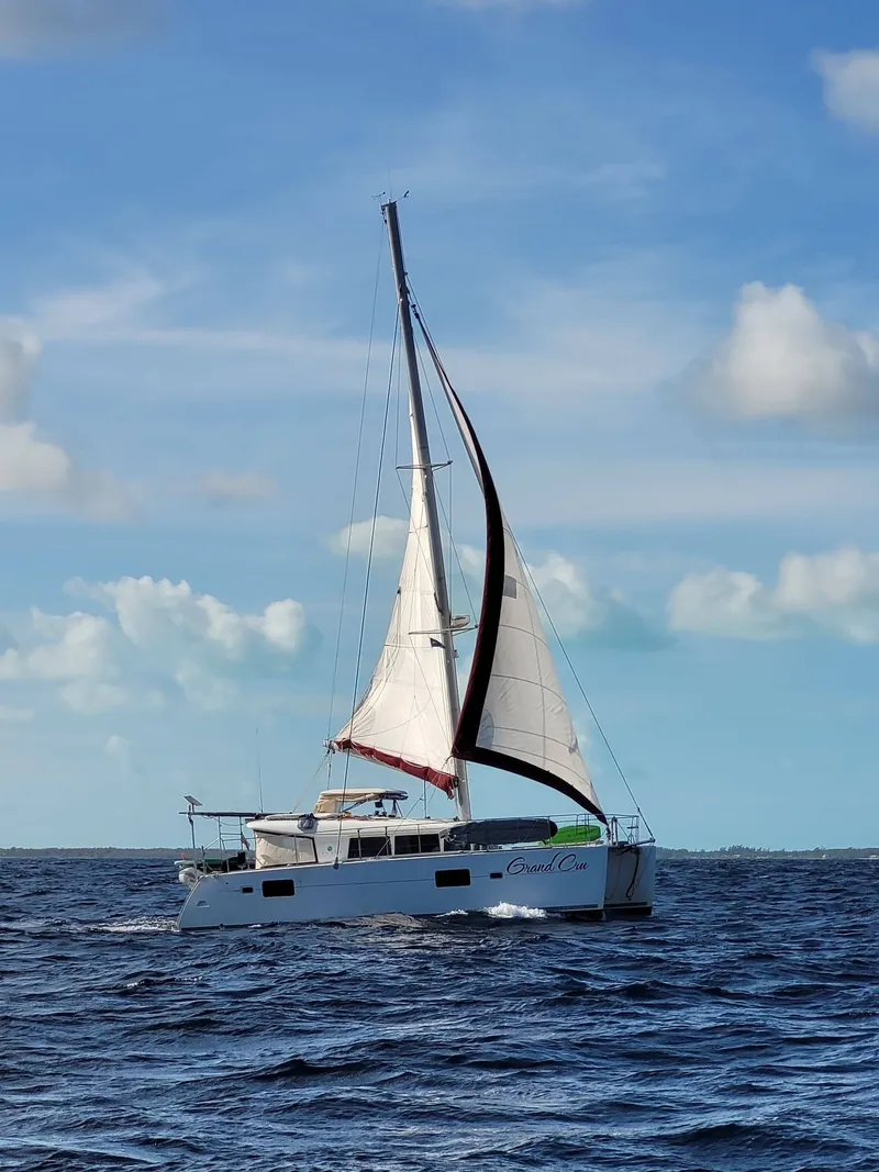 Slide: The Image of Lagoon 400 2010 - 78