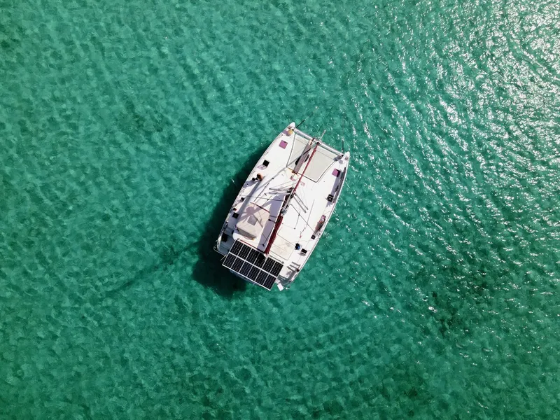 Slide: The Image of Lagoon 400 2010 - 84