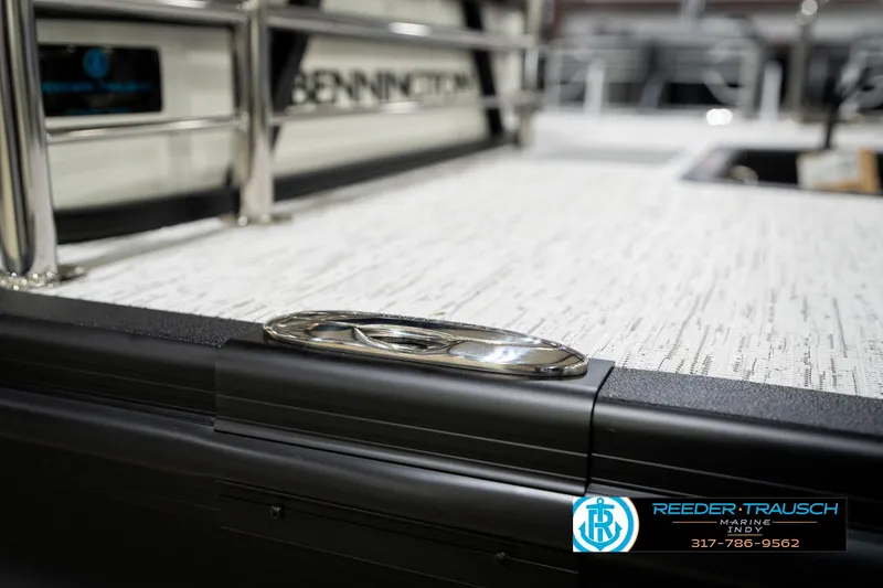 Slide: The Image of 2026 Bennington 21 SSB boat deck with cleat, featuring sleek design and modern finish. - 51