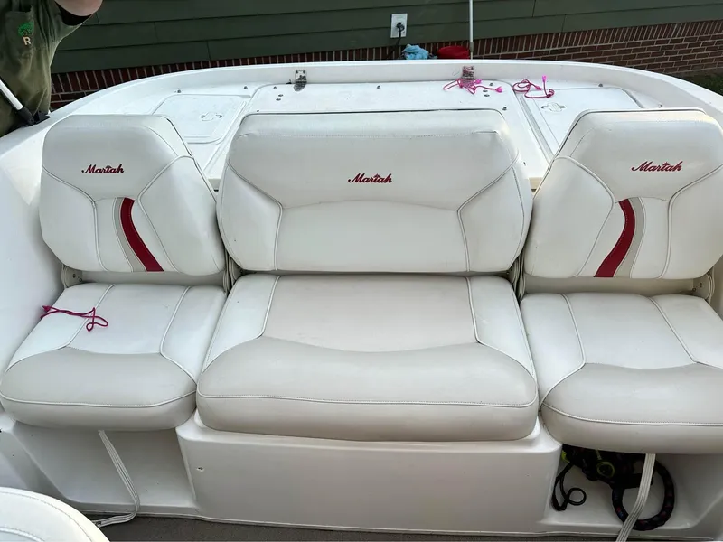 Slide: The Image of White Mariah FS18 boat seats, 2007 model, with red accents and logo. - 12