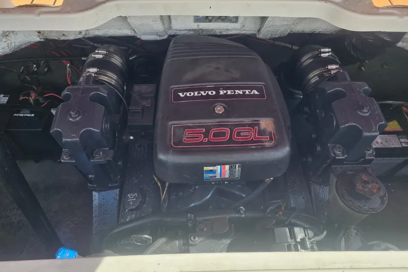 Slide: The Image of Engine compartment of a 2008 Glastron GT 205 with Volvo Penta 5.0GL engine. - 15