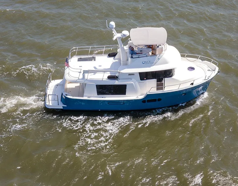 Slide: The Image of Fathom 43 Fly 2019 - 101