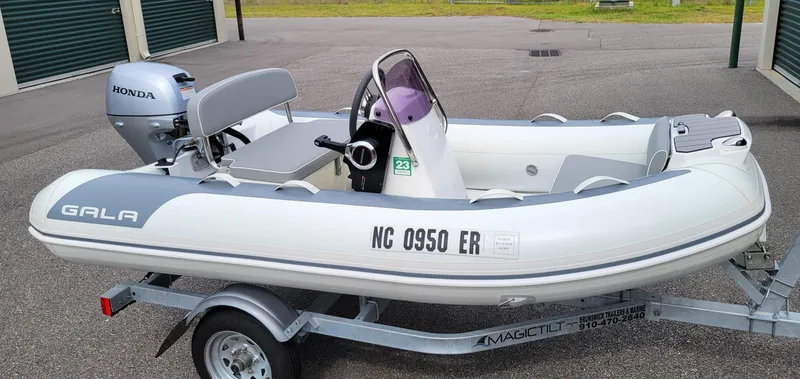 Slide: The Image of Fathom 43 Fly 2019 - 105