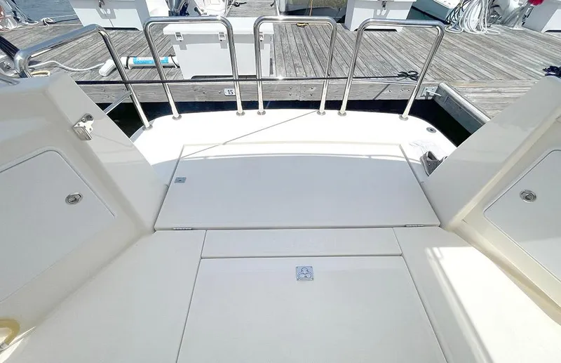 Slide: The Image of Fathom 43 Fly 2019 - 15