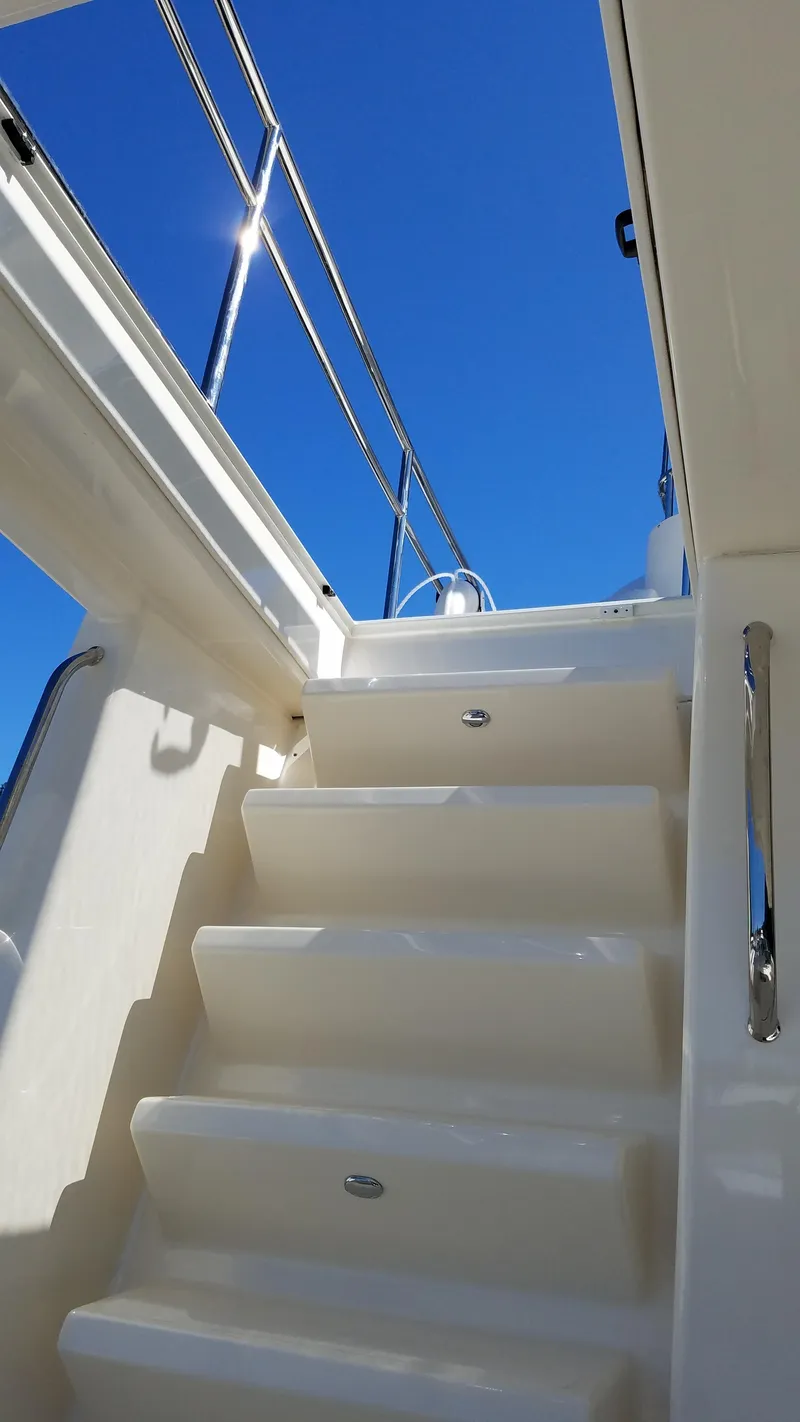 Slide: The Image of Fathom 43 Fly 2019 - 19