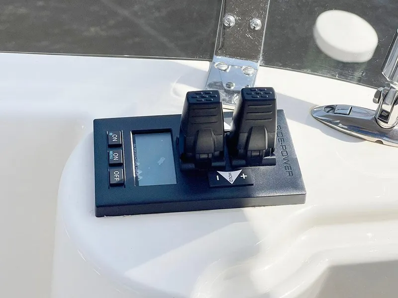 Slide: The Image of Fathom 43 Fly 2019 - 25