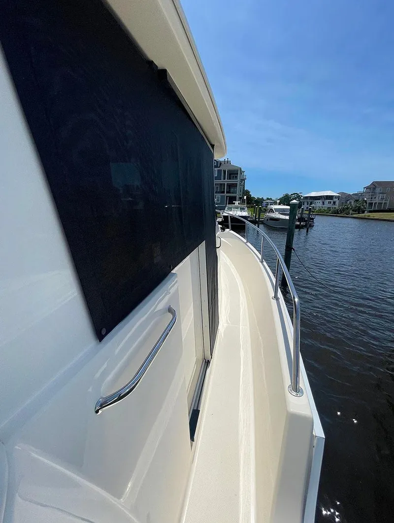 Slide: The Image of Fathom 43 Fly 2019 - 31