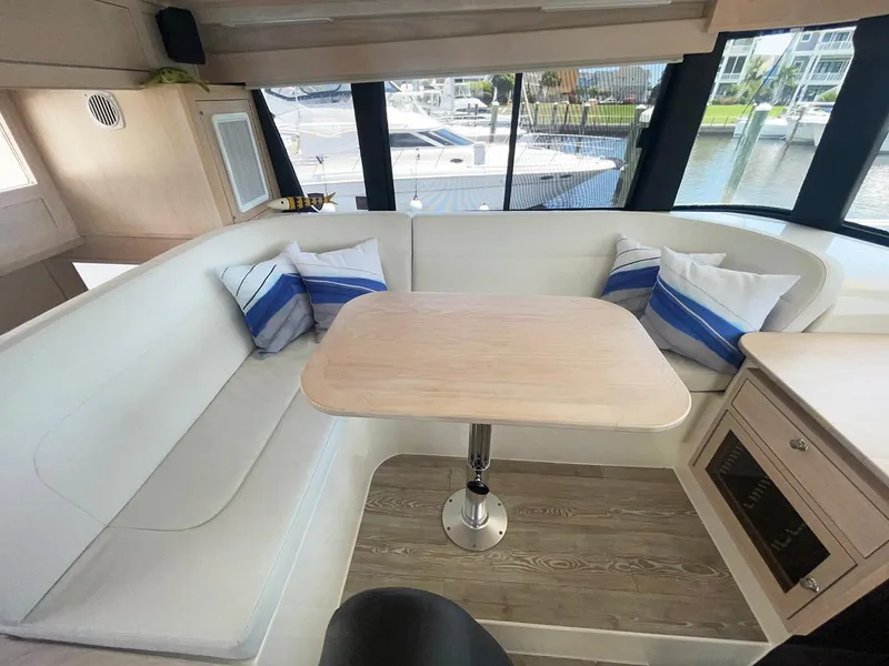 Slide: The Image of Fathom 43 Fly 2019 - 39