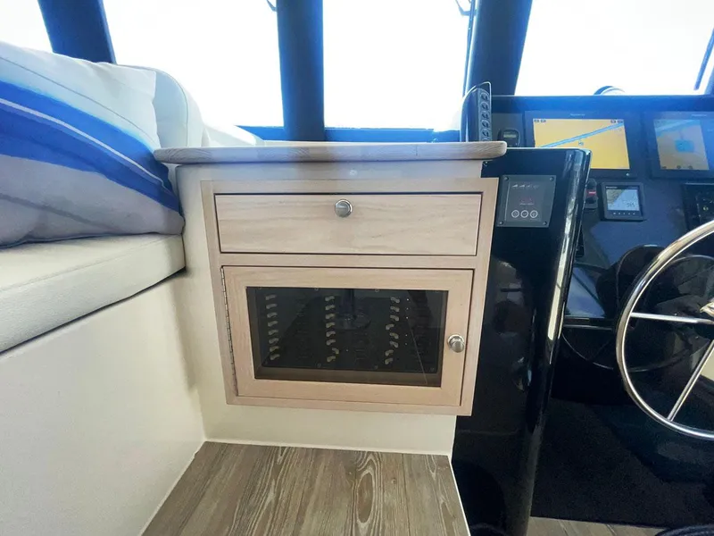 Slide: The Image of Fathom 43 Fly 2019 - 46