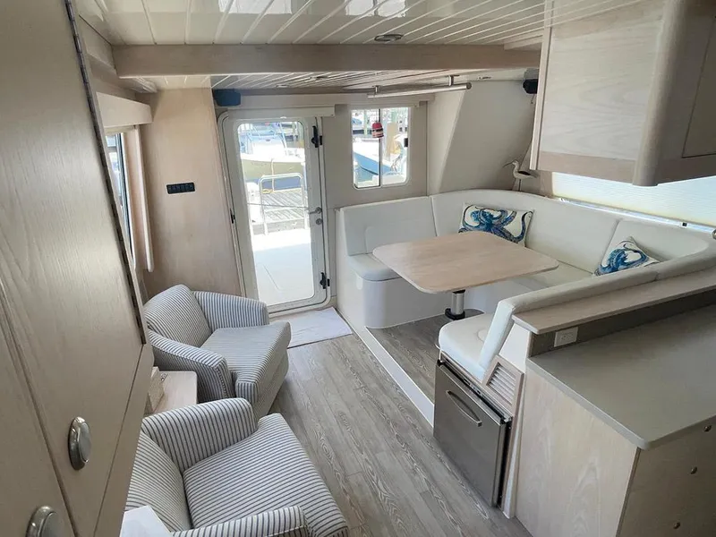 Slide: The Image of Fathom 43 Fly 2019 - 50