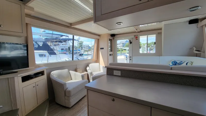 Slide: The Image of Fathom 43 Fly 2019 - 55