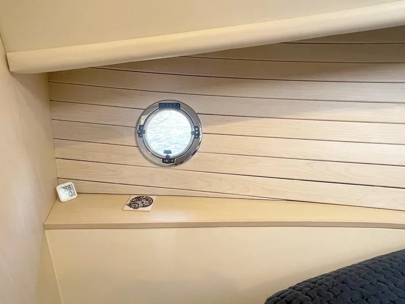 Slide: The Image of Fathom 43 Fly 2019 - 71