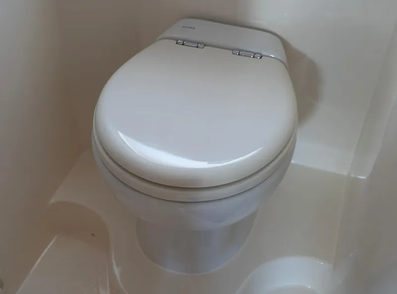 Slide: The Image of Fathom 43 Fly 2019 - 81