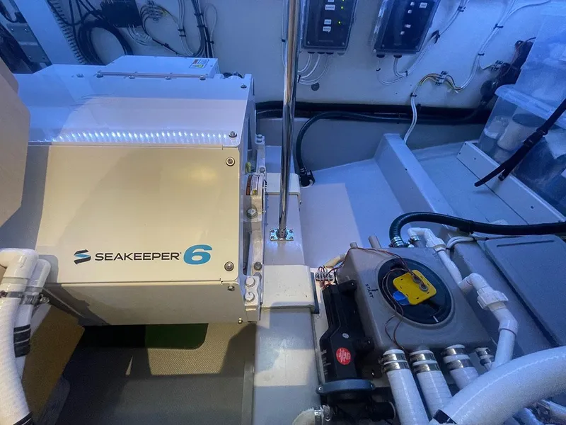 Slide: The Image of Fathom 43 Fly 2019 - 84