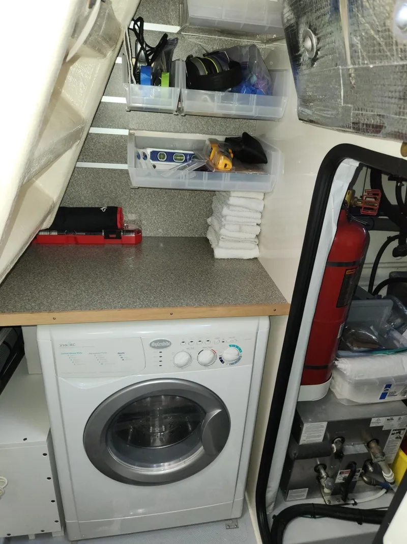 Slide: The Image of Fathom 43 Fly 2019 - 89