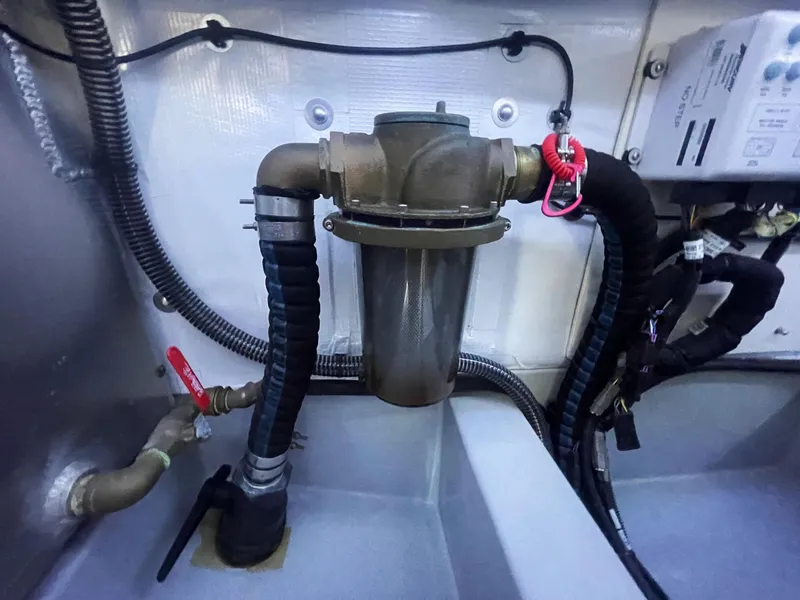 Slide: The Image of Fathom 43 Fly 2019 - 92