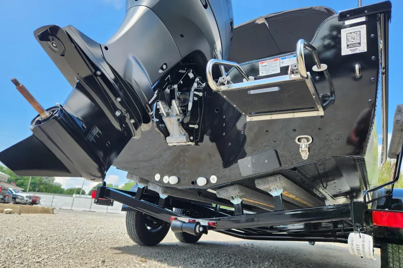 Slide: The Image of 2026 Smoker Craft Adventurer 188 DC PRO boat engine and transom detail. - 17