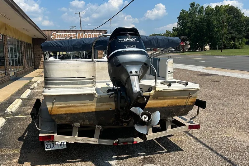Slide: The Image of 2003 Hurricane FD228REF pontoon boat with Yamaha VMAX 150 outboard motor at Shipp's Marine. - 12