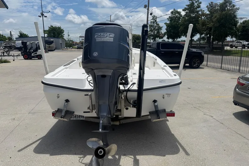 Slide: The Image of 2008 Century 2202 BAY boat with Yamaha engine on trailer. - 6
