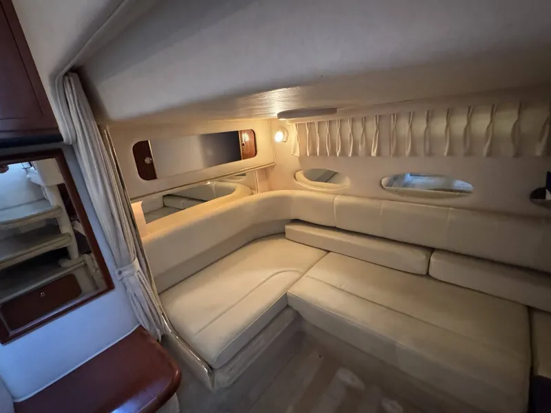 Slide: The Image of Sea Ray 310 Sundancer 2002 - 12