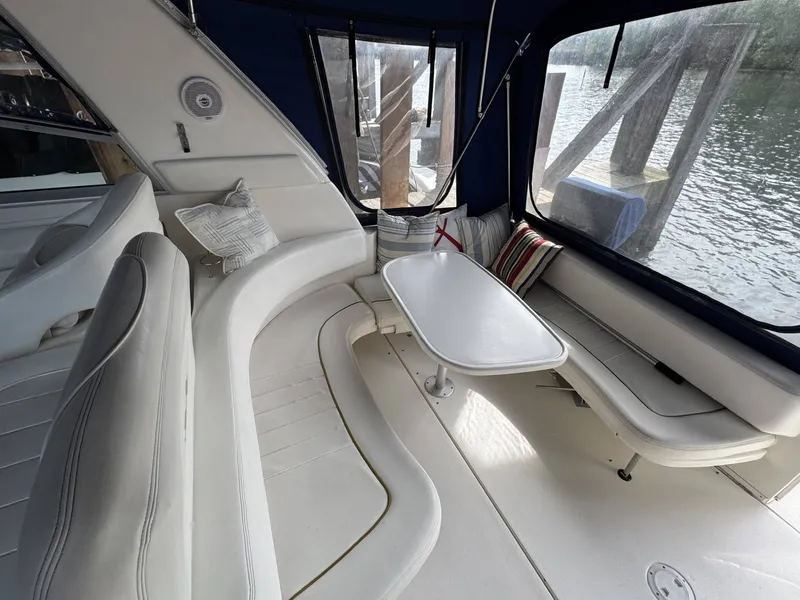 Slide: The Image of Sea Ray 310 Sundancer 2002 - 6
