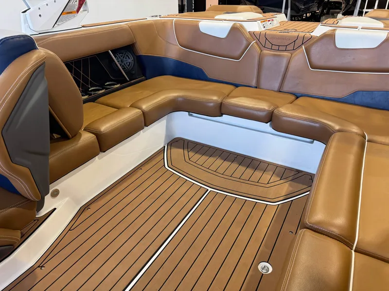 Slide: The Image of Nautique Super Air Nautique GS22 2017 - 15