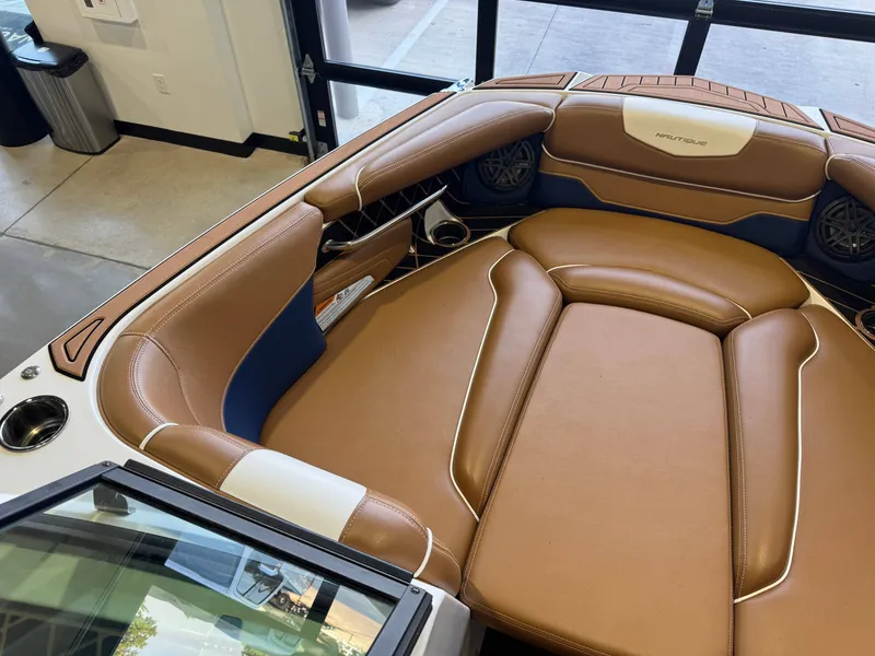 Slide: The Image of Nautique Super Air Nautique GS22 2017 - 19