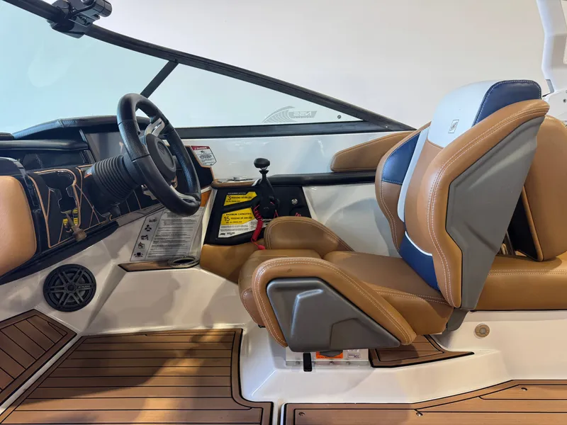 Slide: The Image of Nautique Super Air Nautique GS22 2017 - 23