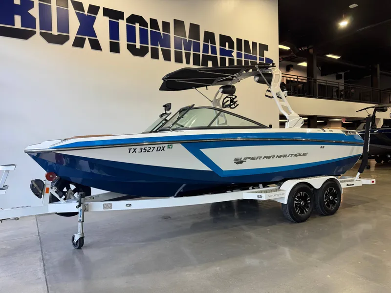 Slide: The Image of Nautique Super Air Nautique GS22 2017 - 3