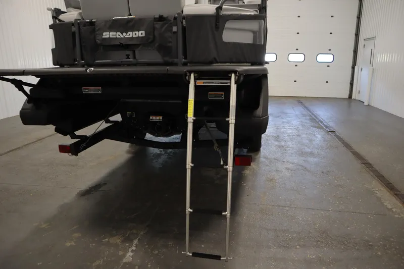 Slide: The Image of Under-seat storage compartment in 2024 Sea-Doo Switch Sport/Cruise 21 - 230 hp. - 46