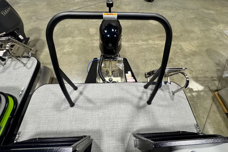 Slide: The Image of 2026 Veranda Vista View 20RC boat with Yamaha motor, rear deck view. - 10