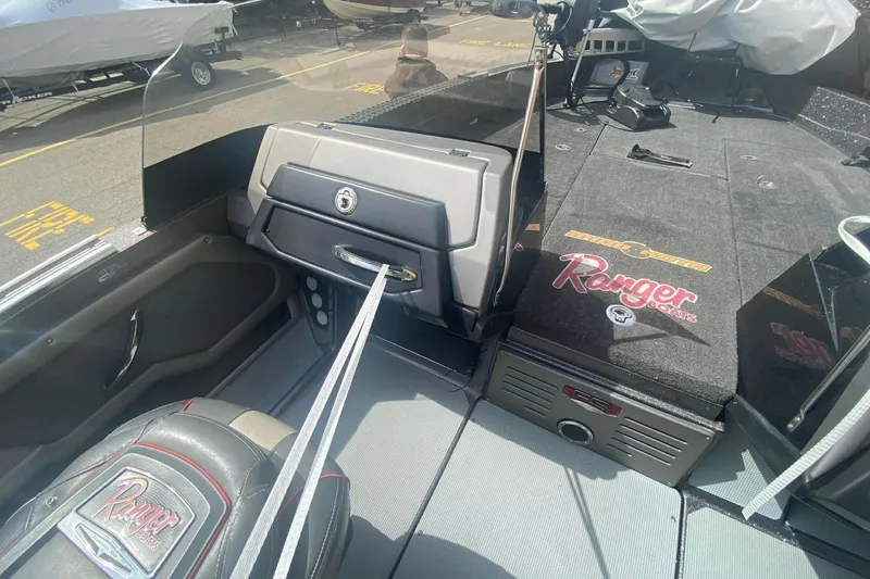 Slide: The Image of 2017 Ranger 621FS Fisherman boat interior with branded seating and storage compartments. - 24