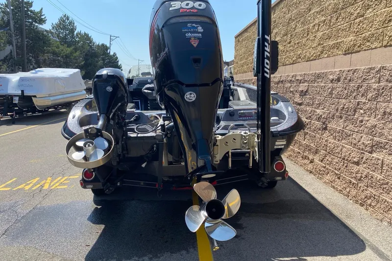 Slide: The Image of 2017 Ranger 621FS Fisherman boat with powerful outboard motor, parked outdoors. - 8