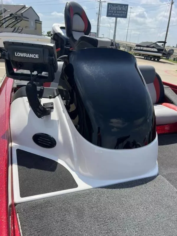 Slide: The Image of Skeeter TZX195 2014 - 11