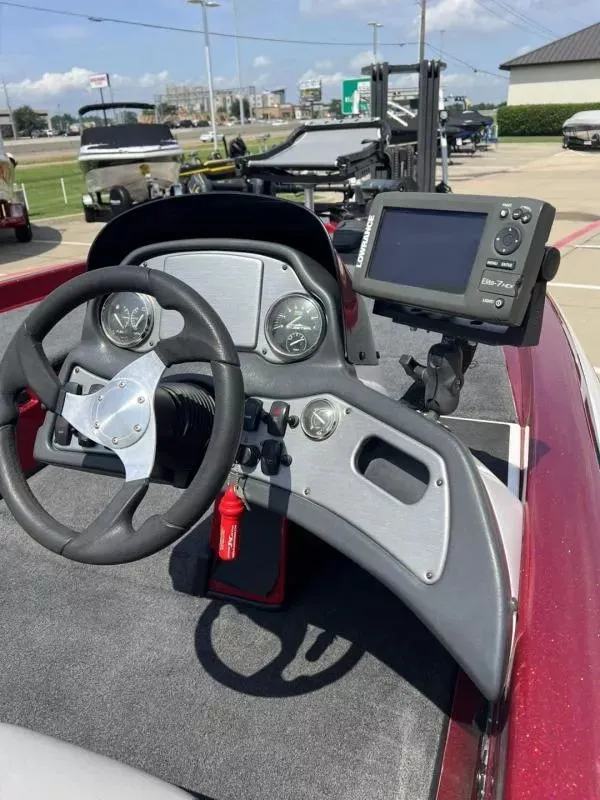 Slide: The Image of Skeeter TZX195 2014 - 13