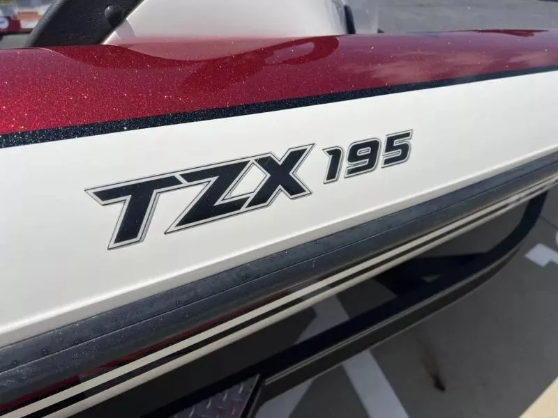 Slide: The Image of Skeeter TZX195 2014 - 14