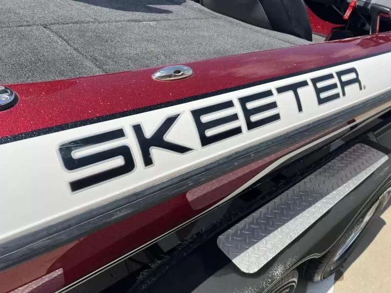 Slide: The Image of Skeeter TZX195 2014 - 16