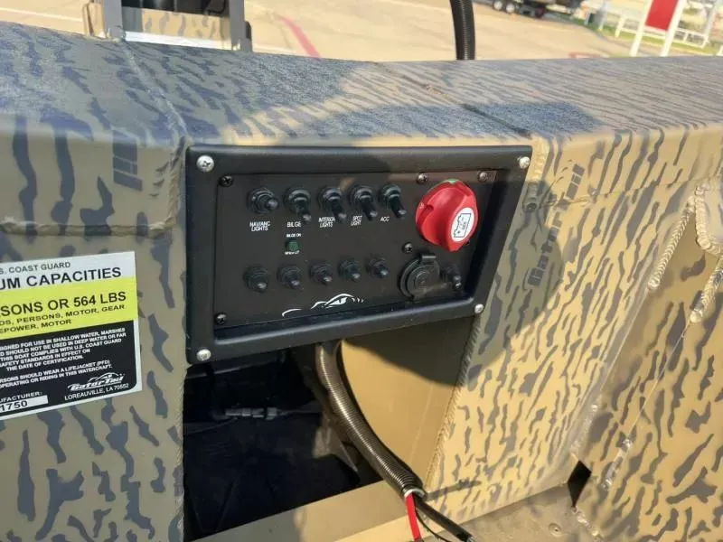 Slide: The Image of Gator-Tail 17/50 SAVAGE 2026 - 13