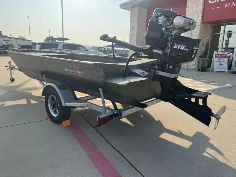 Slide: The Image of Gator-Tail 17/50 SAVAGE 2026 - 4