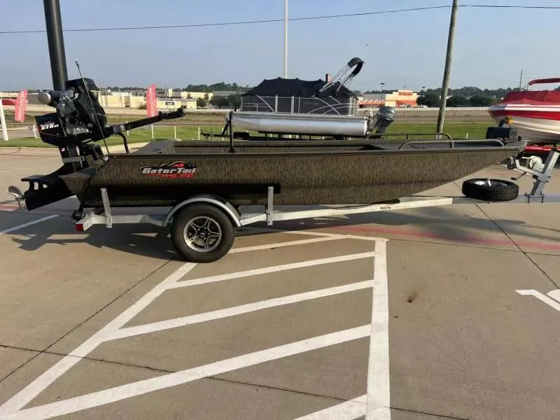 Slide: The Image of Gator-Tail 17/50 SAVAGE 2026 - 7