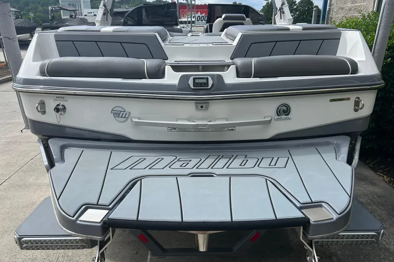 Slide: The Image of 2022 Malibu Wakesetter 23 LSV boat rear view with swim platform. - 6