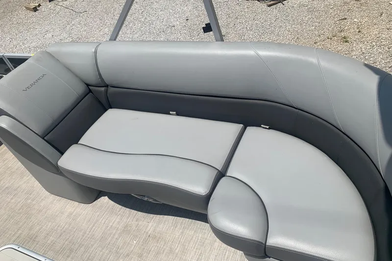 Slide: The Image of Gray seating area on a 2018 Veranda Relax VR 25 RC boat. - 6