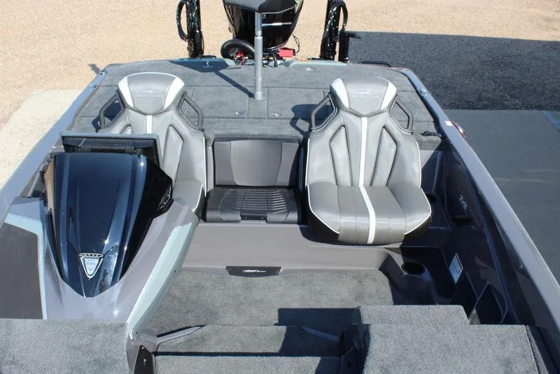 Slide: The Image of 2026 Skeeter ZXE21 boat interior with dual seats and modern design. - 16