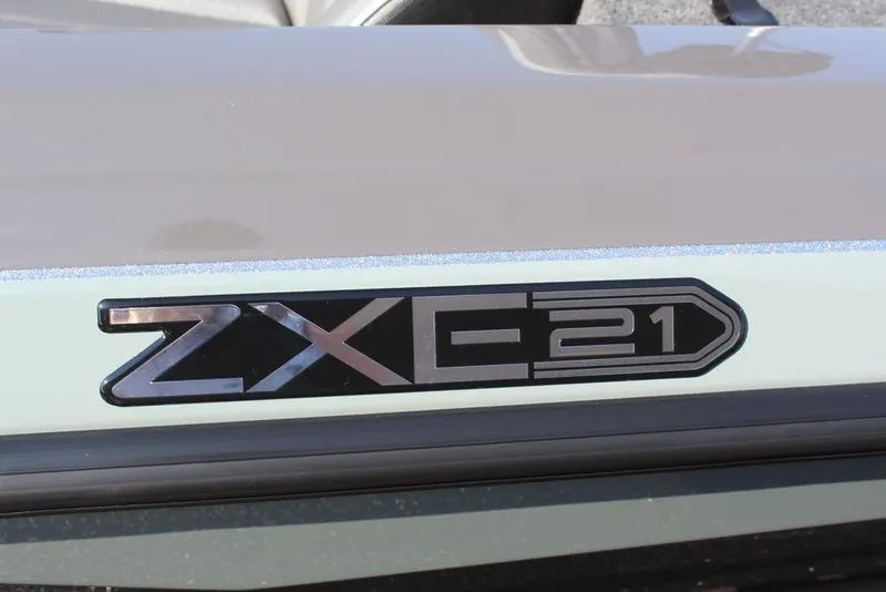 Slide: The Image of 2026 Skeeter ZXE21 logo on boat exterior, showcasing sleek design. - 17