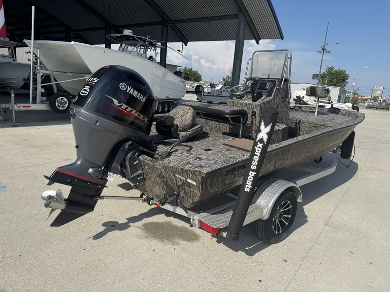 Slide: The Image of Xpress H190B Bay 2023 - 5