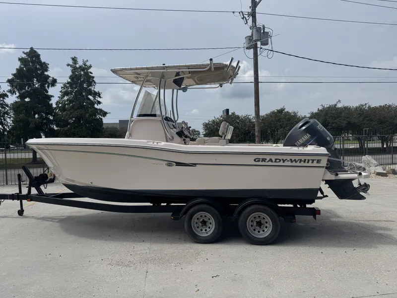 Slide: The Image of Grady-White Fisherman 209 2013 - 9