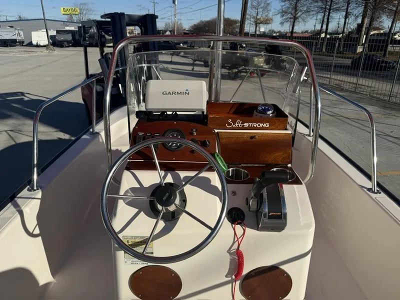 Slide: The Image of Boston Whaler 150 Montauk 2007 - 7