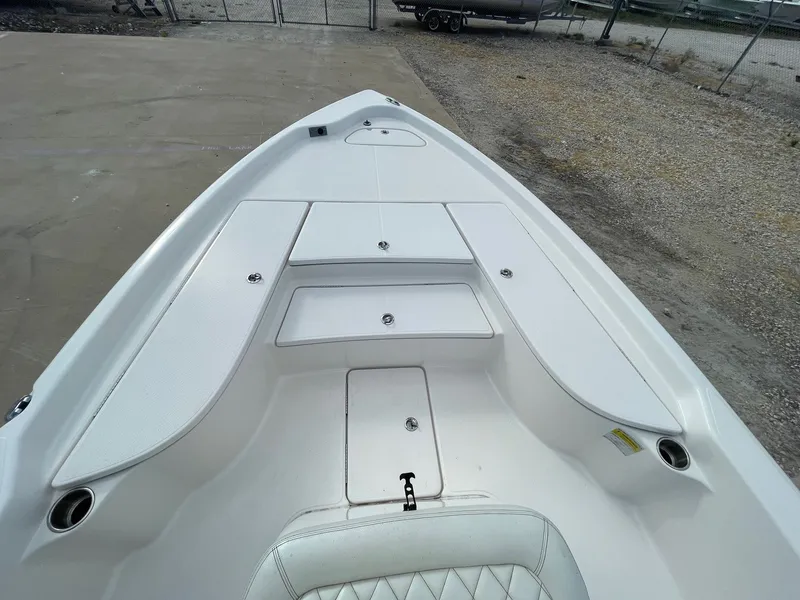 Slide: The Image of Blue Wave 2200 PureBay 2018 - 32