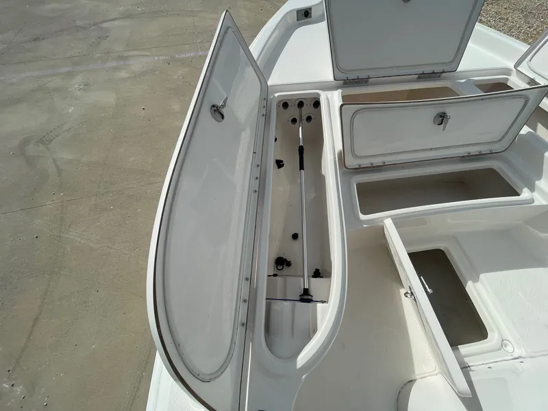 Slide: The Image of Blue Wave 2200 PureBay 2018 - 33