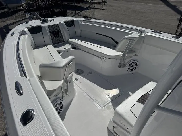 Slide: The Image of Wellcraft 242 Fisherman 2025 - 13